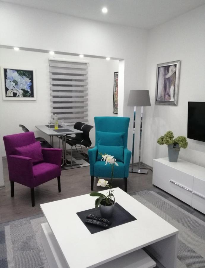 Apartman Din Travnik Eksteriør bilde